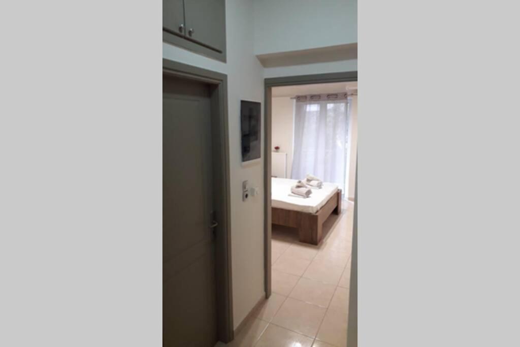 Apartamento Stylish River Flat, Near The Center And The Beach Kalamata Exterior foto